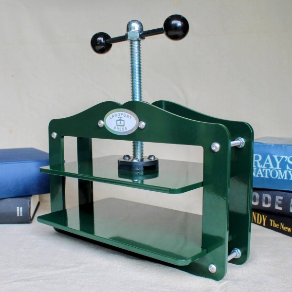 A5 nipping craft press